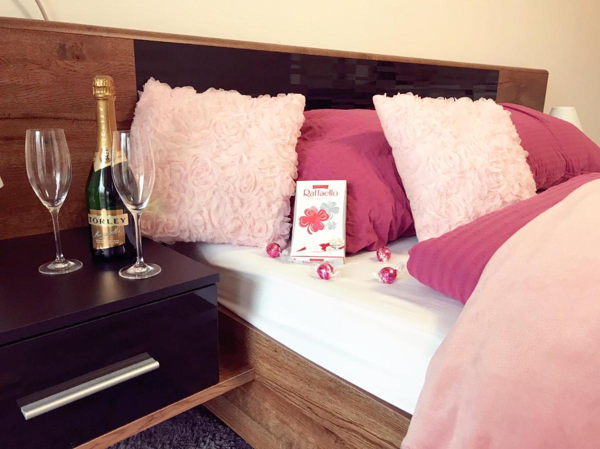 Tisza Gyongye Apartmanhaz Apartment Szeged Luaran gambar