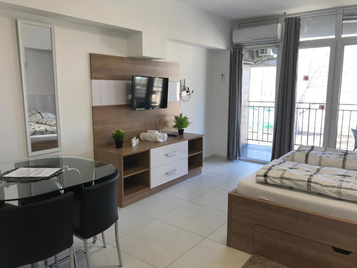 Tisza Gyongye Apartmanhaz Apartment Szeged Luaran gambar