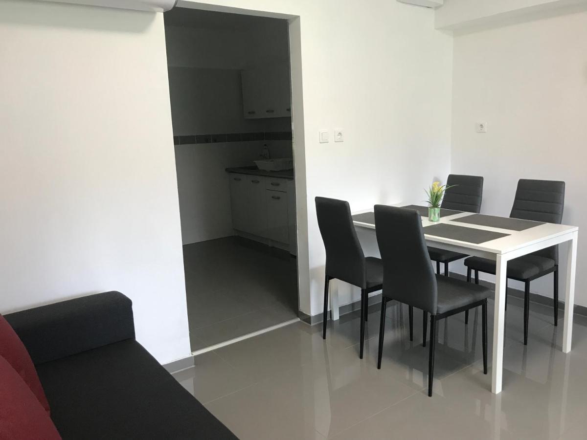 Tisza Gyongye Apartmanhaz Apartment Szeged Luaran gambar